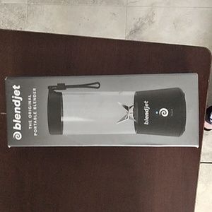 Blendjet portable blender